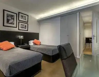Broadway & Suites - 65