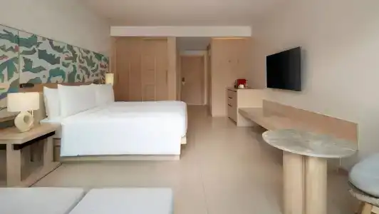 Holiday Inn Resort Phuket Mai Khao Beach - 6