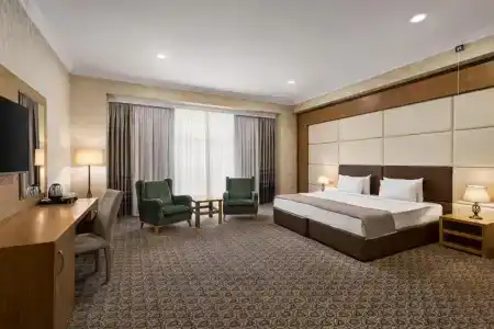 Wyndham - 49