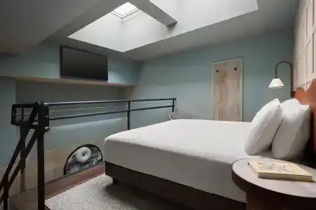Best Western Plus Spring House - 1
