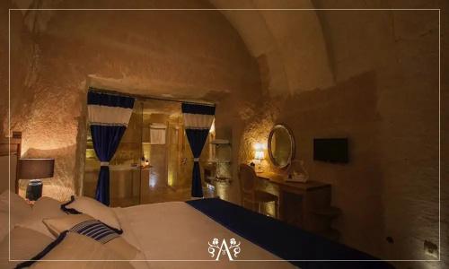 Azure Cave Suites - 66