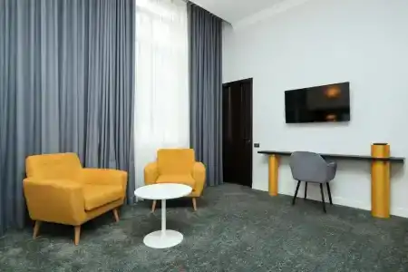 Pine Astoria - 53