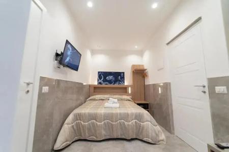 H. G. Boutique Toledo Napoli Centro - 39