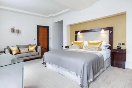 Taj 51 Buckingham Gate Suites and Residences - 44