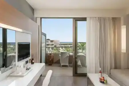 Avra Imperial - 59