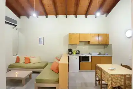 Elma's Dream & Villas - 8