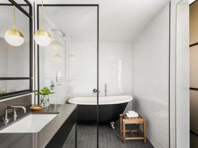 Kimpton Everly, An Ihg - 82