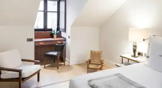 j.k. Place Paris - 35