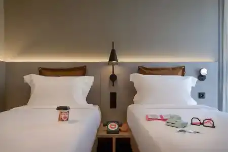 Moxy Lisboa Oriente - 4