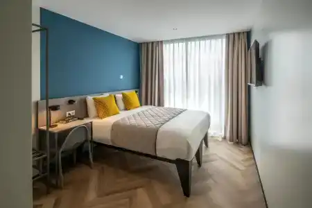 New Century Amsterdam - 10