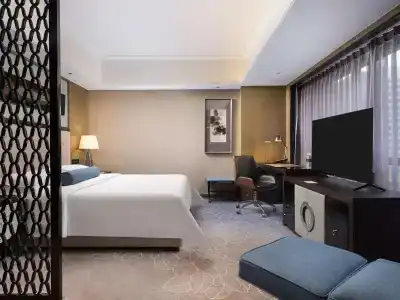 Pullman Shanghai Jingan - 36
