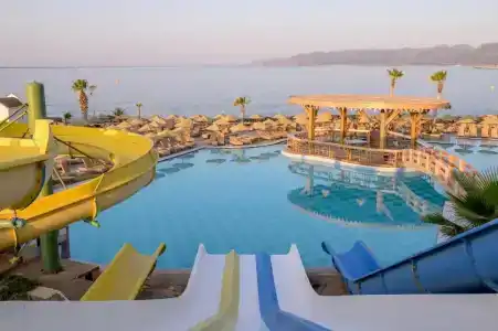 Eri Beach & Village - 30