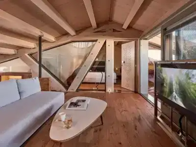 Domus Renier Boutique - Historics Worldwide - 70