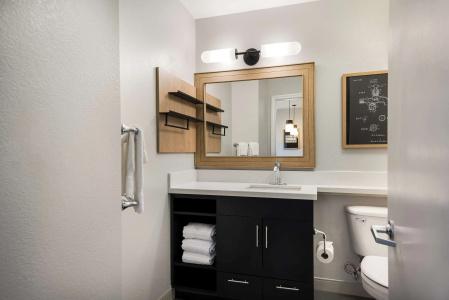 Sonesta Simply Suites Jersey City - 37
