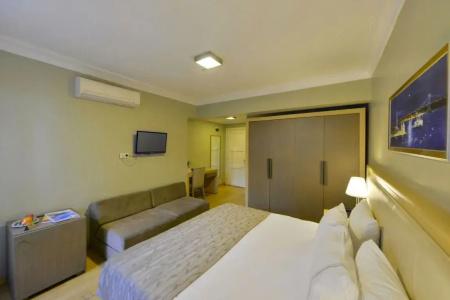 Agora Life - 46