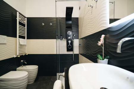Escape Luxury Suite - 12