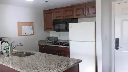 Parc Corniche Condominium Suites - 48