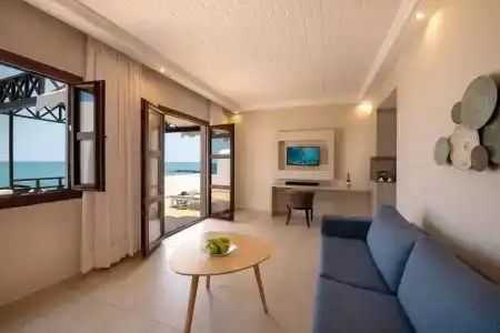 Aldemar Royal Mare - 61