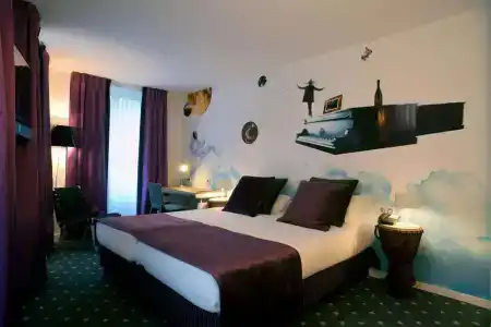 Hôtel du Triangle d'Or - 61