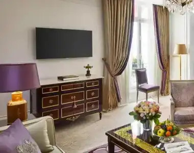 Hôtel Plaza Athénée - Dorchester Collection - 49
