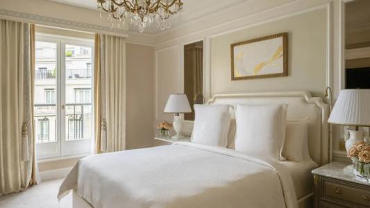 Four Seasons George v Paris - 31