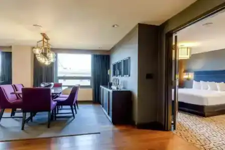 Washington Hilton - 102
