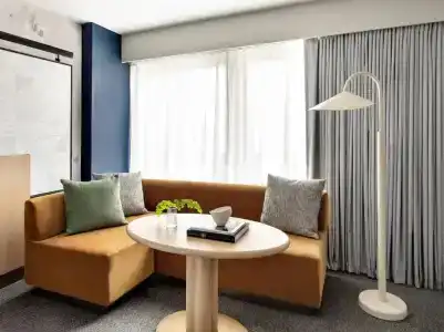 Hilton Garden Inn Times Square - 11