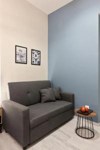 Trendy by Athens Primes - 55