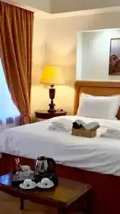 Le Convivial - Wine and Spa Experience Suites - 4