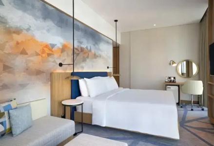 Hilton Garden Inn - 51