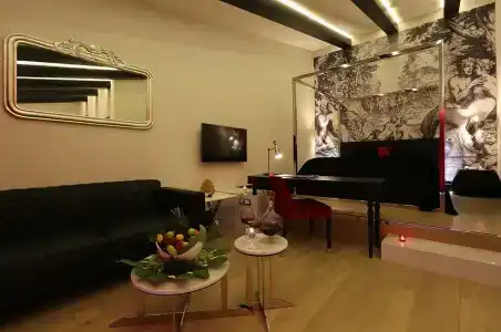 Charisma De Luxe - 60