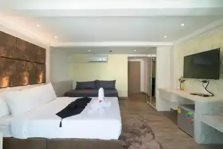 Destinaation Patong Boutique by the sea - 76