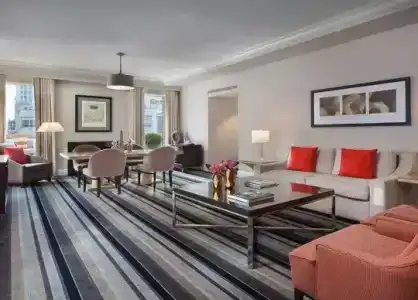 Omni Berkshire Place - 86