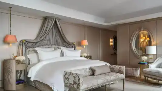 DE CRILLON - 79