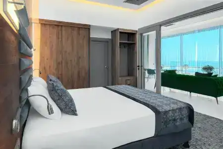 Riviera Zen - 57