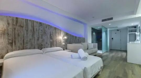 Triton Beach - 69