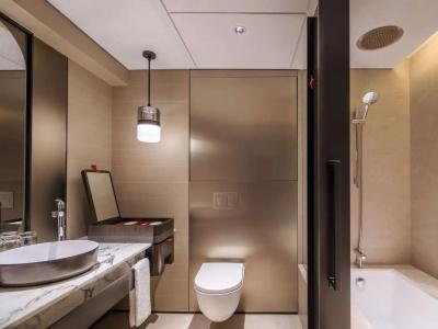 Swissotel The Stamford - 54