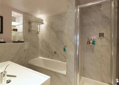 Radisson Blu Edwardian Kenilworth, London - 45