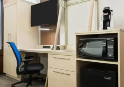 Holiday Inn Express & Suites - Nearest Universal Orlando, an IHG - 52