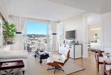 Mr c Beverly Hills - 52