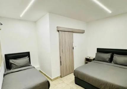 Zaman Ya Zaman Boutique - 27