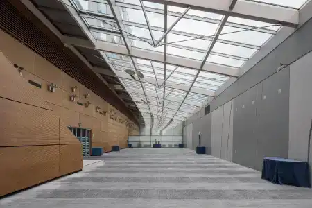 Hilton Geneva and Conference Centre - 1