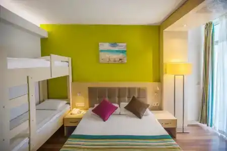 Merİdİa Beach - 2