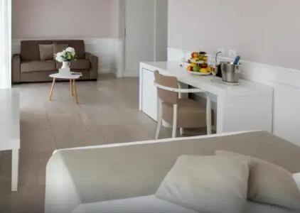 Bianco Riccio Suite - 52