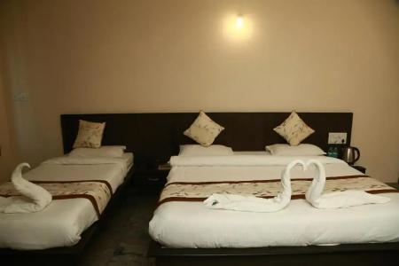 Soundarya - 16