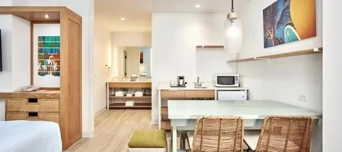 Universal’s Endless Summer Resort – Dockside Inn and Suites - 38