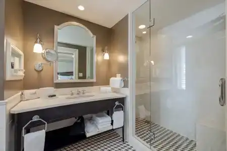 The Jefferson - 26