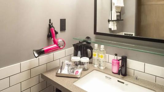 Moxy Osaka Honmachi By Marriott - 34