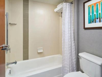 Hyatt Place - 32