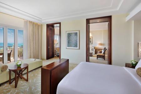 The Ritz-Carlton - 94